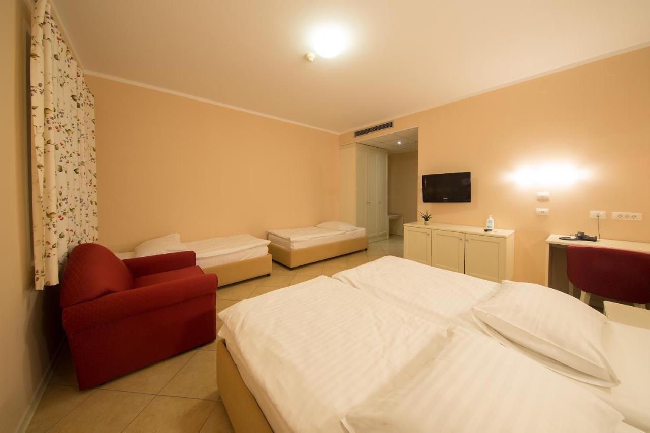 Hotel Kozana Dobrovo Eksteriør billede
