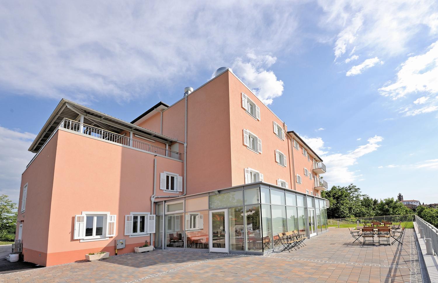 Hotel Kozana Dobrovo Eksteriør billede